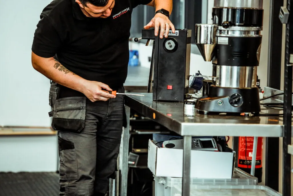 نمایندگی تعمیر اسپرسو ساز در تهران 4 نمایندگی تعمیر اسپرسو ساز در تهران