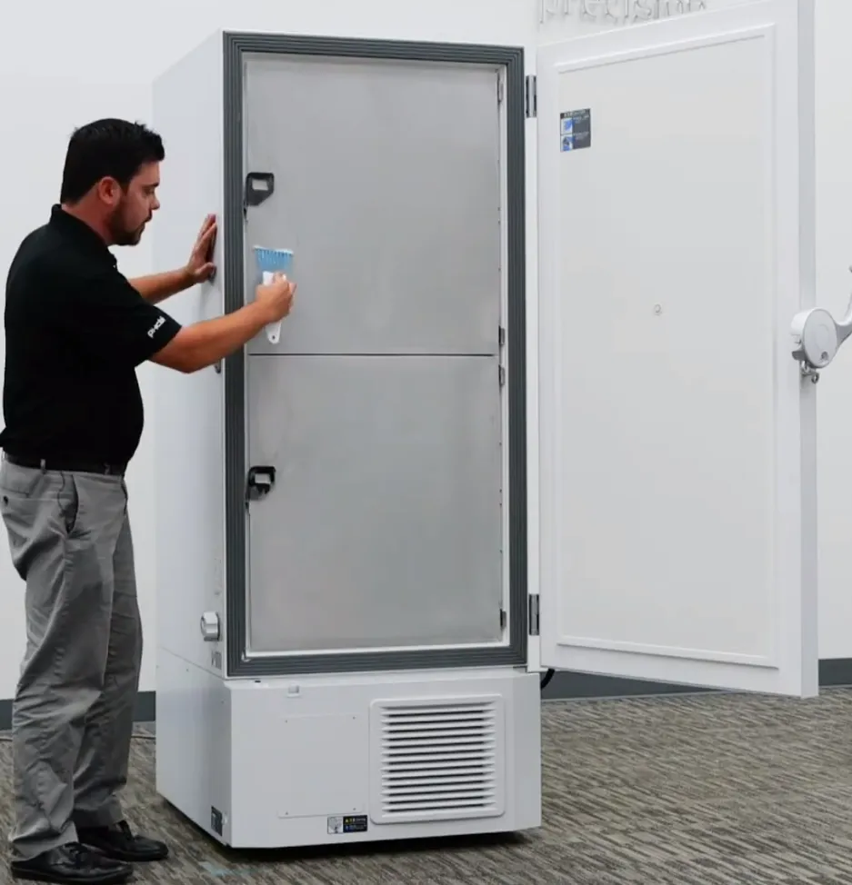 تعمیر یخچال آزمایشگاهی در تهران